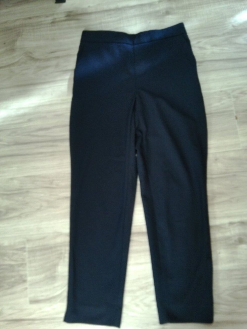 Banana Republic size 4 Hayden Pats color Navy Blue with pockets NWT
